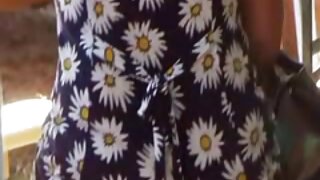 الفتاة الكندية البذيئة (سارة سكس اجنبي مترجم جديد فيكرز) تضع قضيب جلدي وتضاجع مهبل رطب من (جي إف) الجديدة