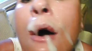 شقة الصدور سمراء يتمتع ركوب ضخمة ديك عكس وجها سكس مدبلج جديد لوجه
